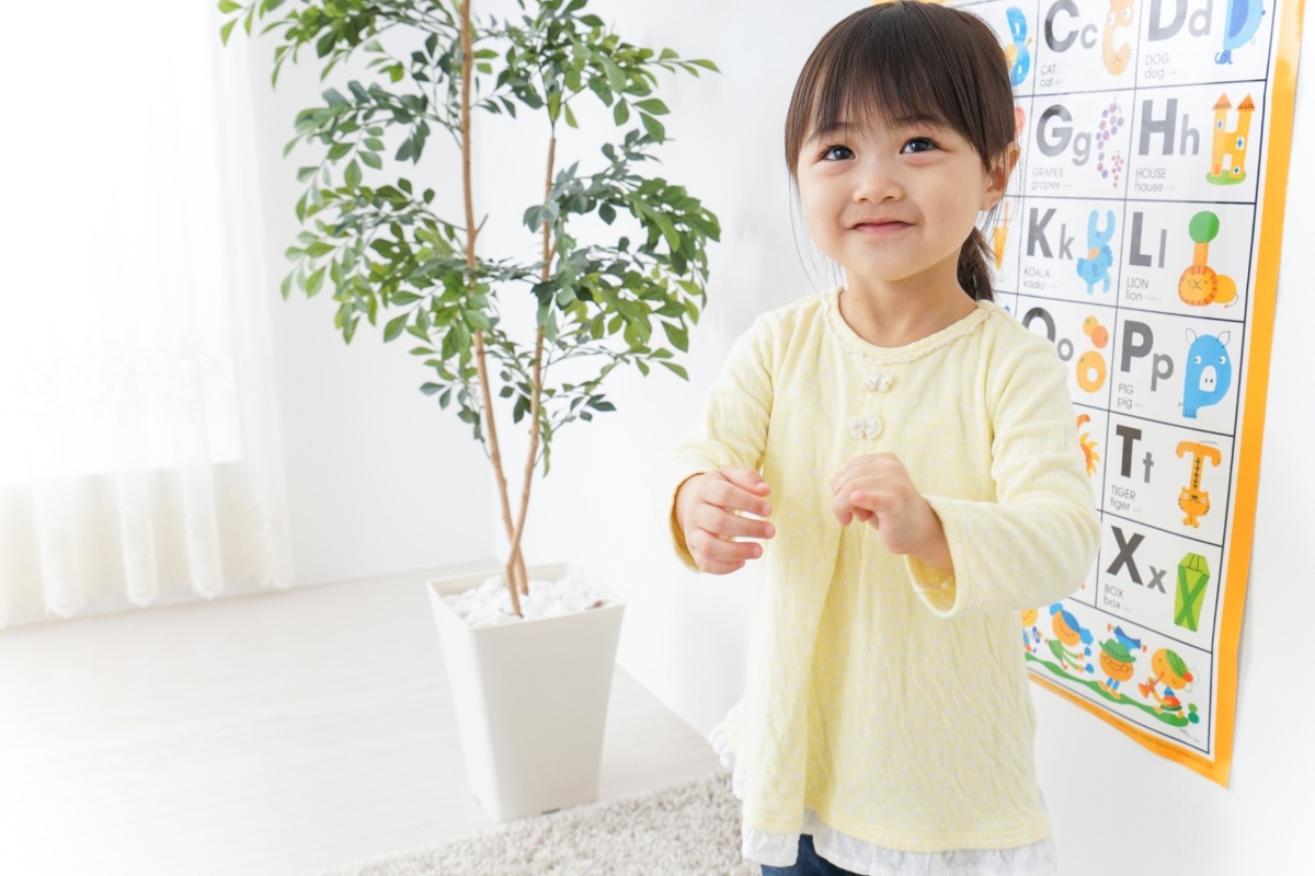 幼児から始める英語の土台作りと継続的な学習環境で将来に備えて